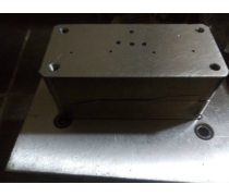 滑雪运动与精密塑胶模具的技术融合与创新应用