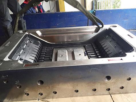 东莞市佳毅精密塑胶模具 引领精密制造，铸就卓越品质